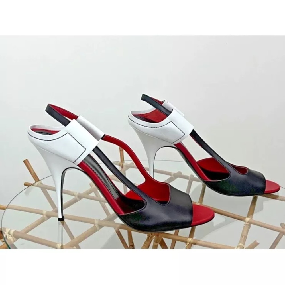 Givenchy Elegant Black and White Stiletto Heels